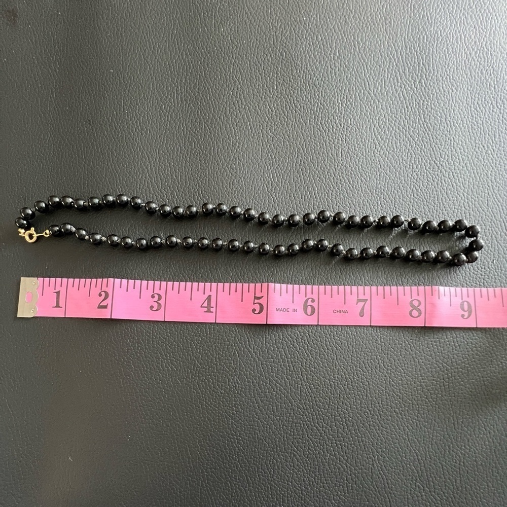 ❤️ Vintage Trifari Black Necklace - Picture 6 of 6